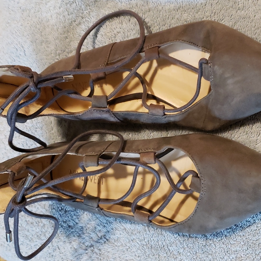 Nine West grey ballerina tie flats